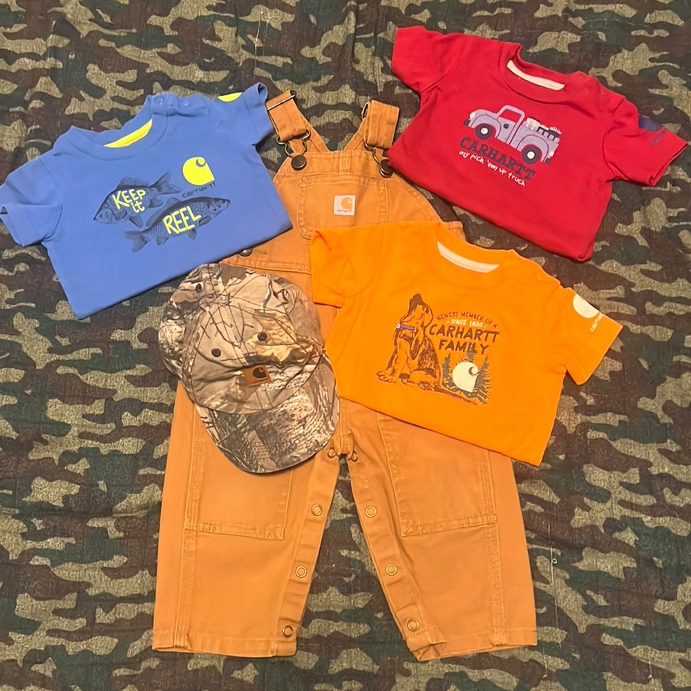 Bundle of 9 month Carhartt.